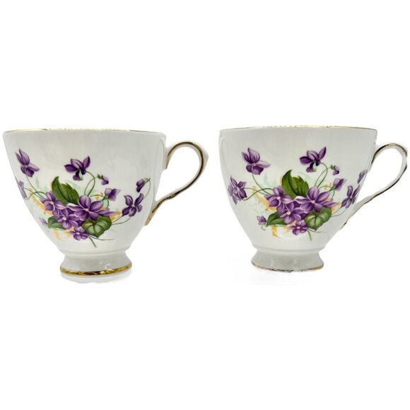 Vintage Queens Royal Bone China Tea Cups Pair Purple Floral Gold Trim England - Picture 1 of 7